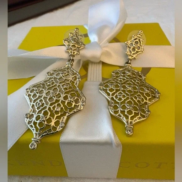 Kendra Scott Gold Renee Earrings - Picture 3 of 16